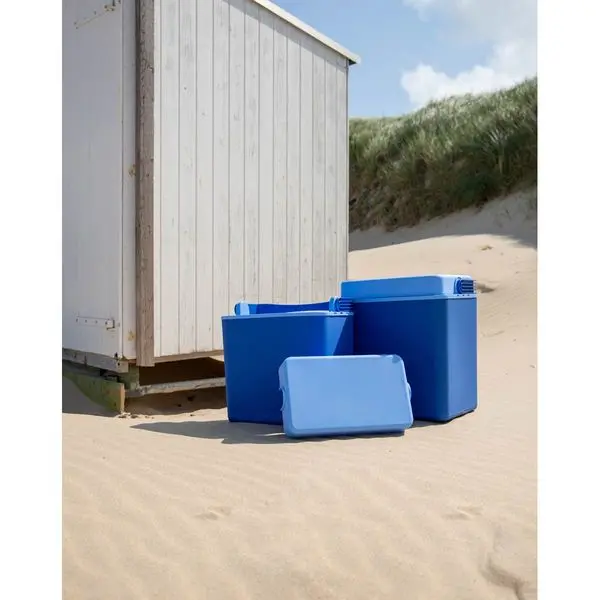 Bo-Camp Arctic Blue Rigid Cool Box – 32L Polyethylene Portable Fridge 1