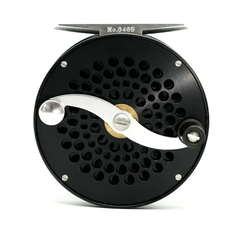 Iwana Retro Creek 2 3/4 Fly Reel 1
