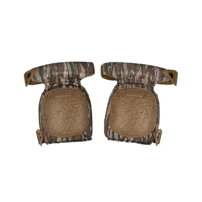 Latitude Outdoors Knee Pads – Mossy Oak Bottomlands Camo Hunting Protection 1