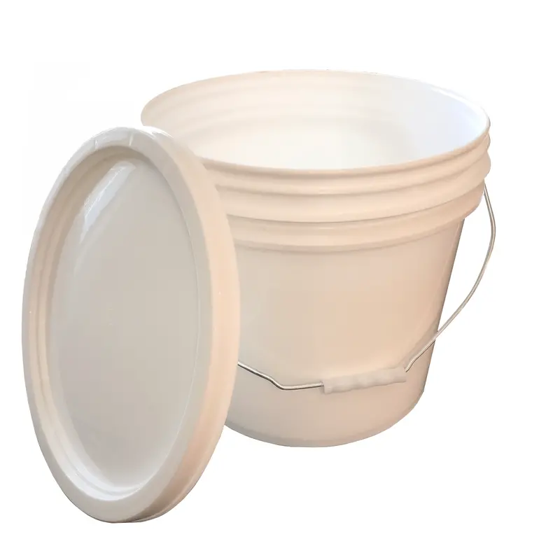 Lee Fisher 3.5-Gallon White Bucket With Metal Handle And Secure Lid 1