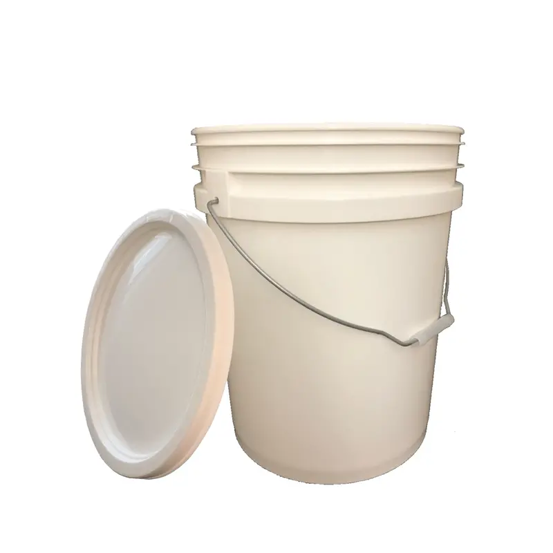 Lee Fisher 5-Gallon White Bucket With Metal Handle And Snap-On Lid 1