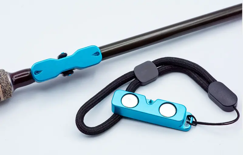 Magnetic Cling Rod Rack For Vehicle Interiors 1